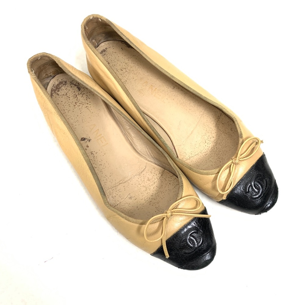 Chanel Tan Black Cap Toe Leather Ballet Flats 40